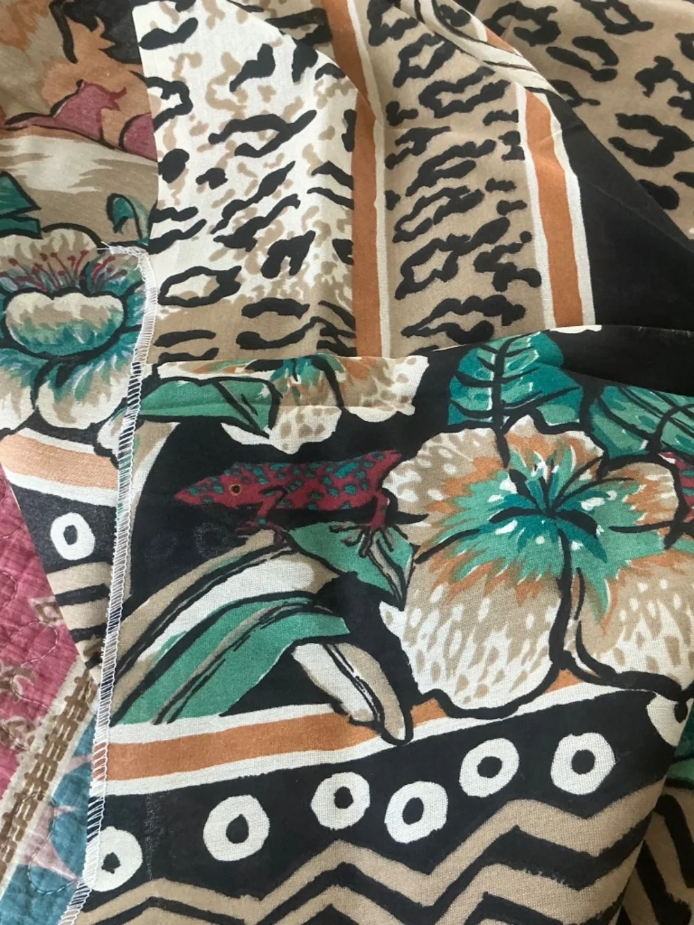 NWOT UNbranded Leopard Jungle Print Queen fitted sheet fabric remnant